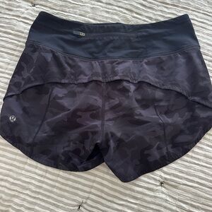 Lululemon athletica Black Camo Women's Shorts. 4”